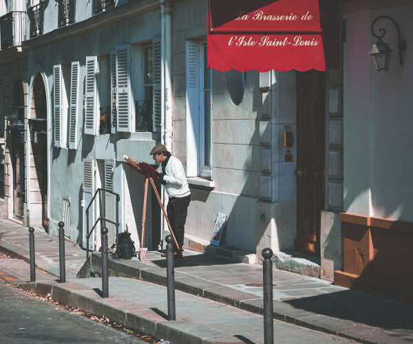 Parisian Lunch Break