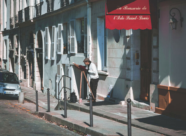 Parisian Lunch Break