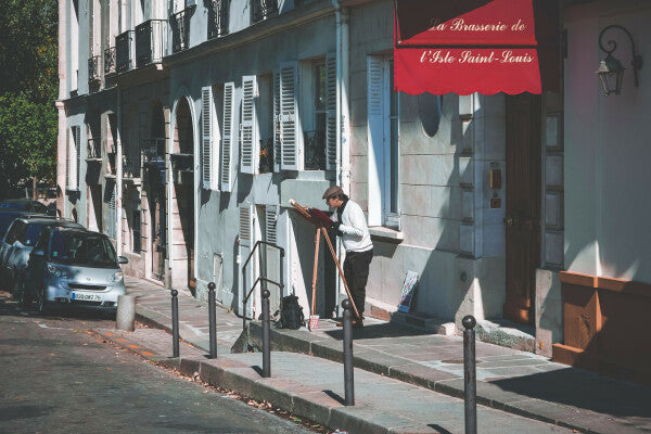 Parisian Lunch Break